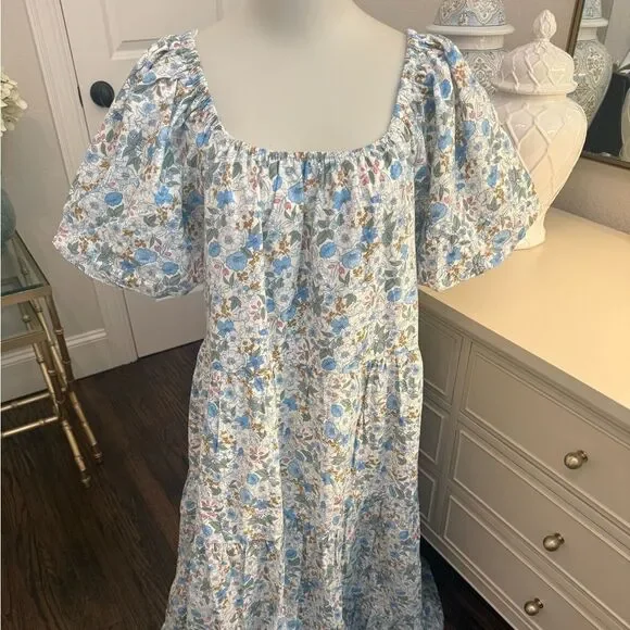 Tuckernuck Hyacinth House Floral Augusta
Tiered Maxi Dress size Small-F1 - Picture 2 of 7